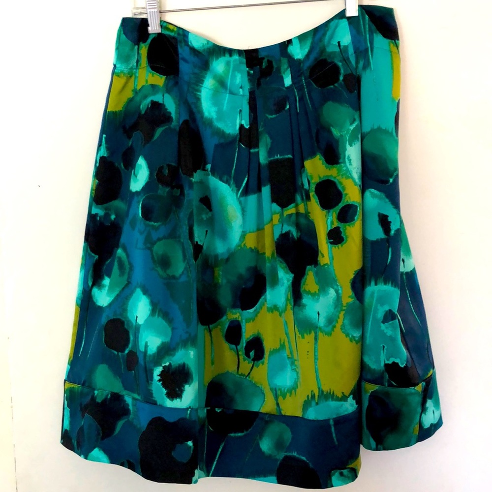 Women’s skirt, knee length (I’m 5’5”) size 12